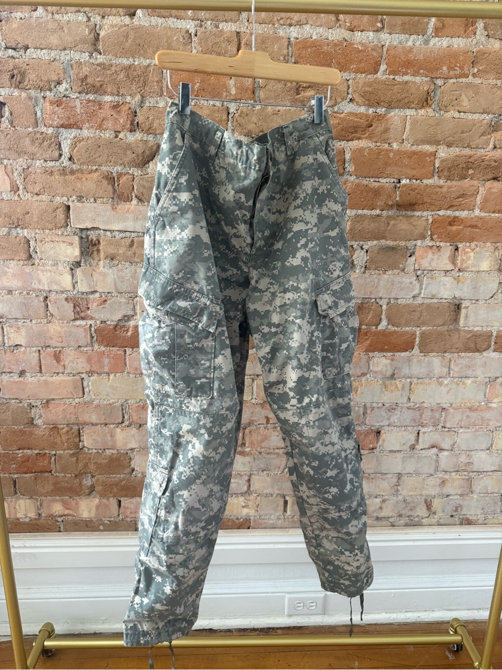 Women's Boyfriend Cargo Jeans in Digital Camo Green
